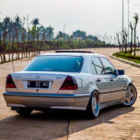 W202 coilovers store