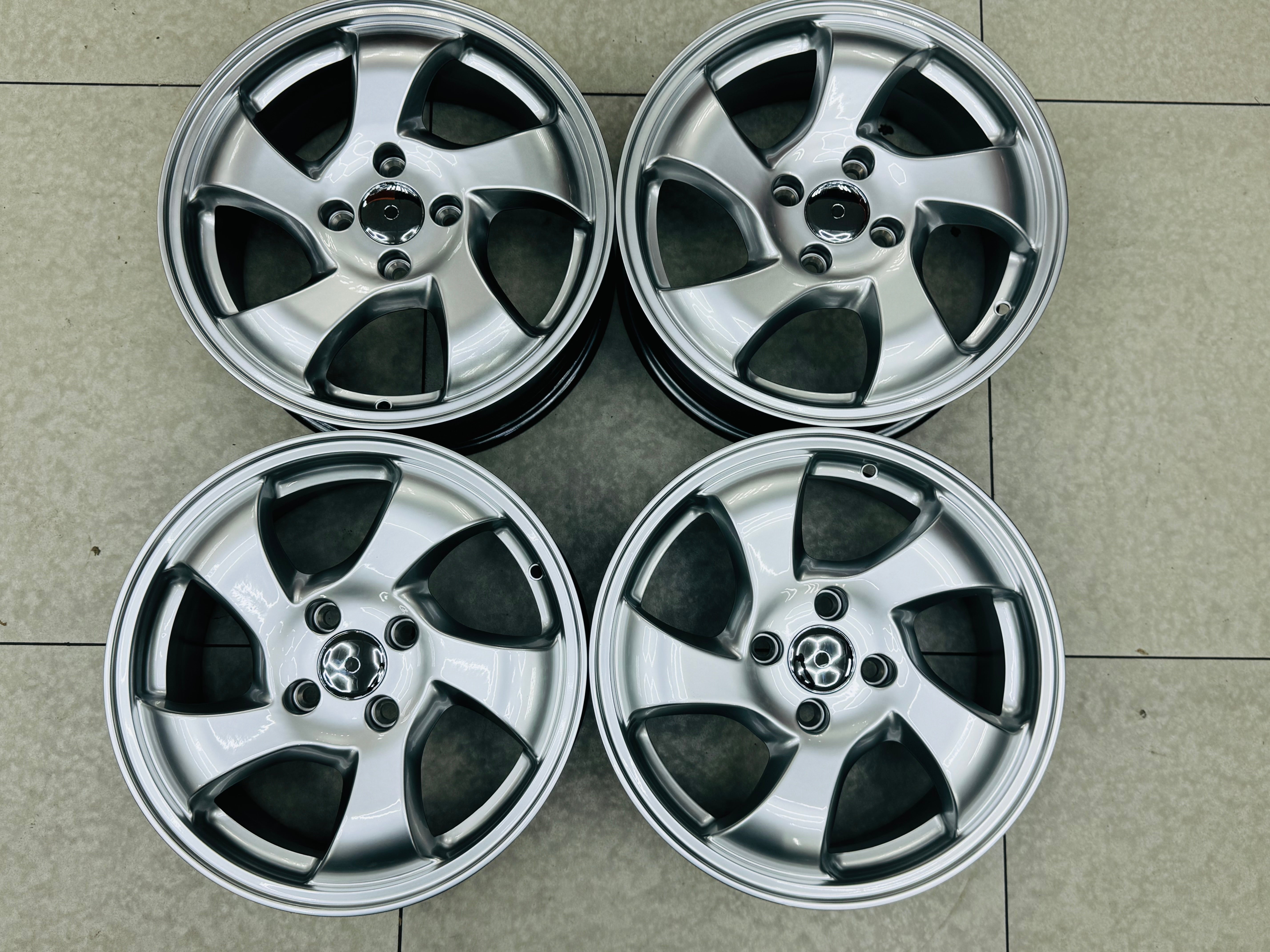 15” VTEC 4/100 wheels