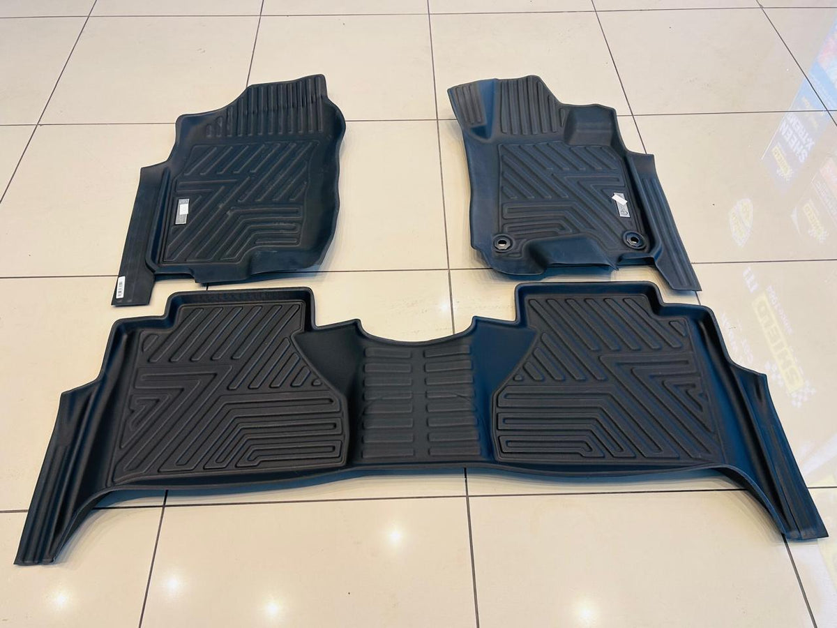 NAVARA  2022+  PLASTIC MOULDED HEAVY DUTY MAT SET