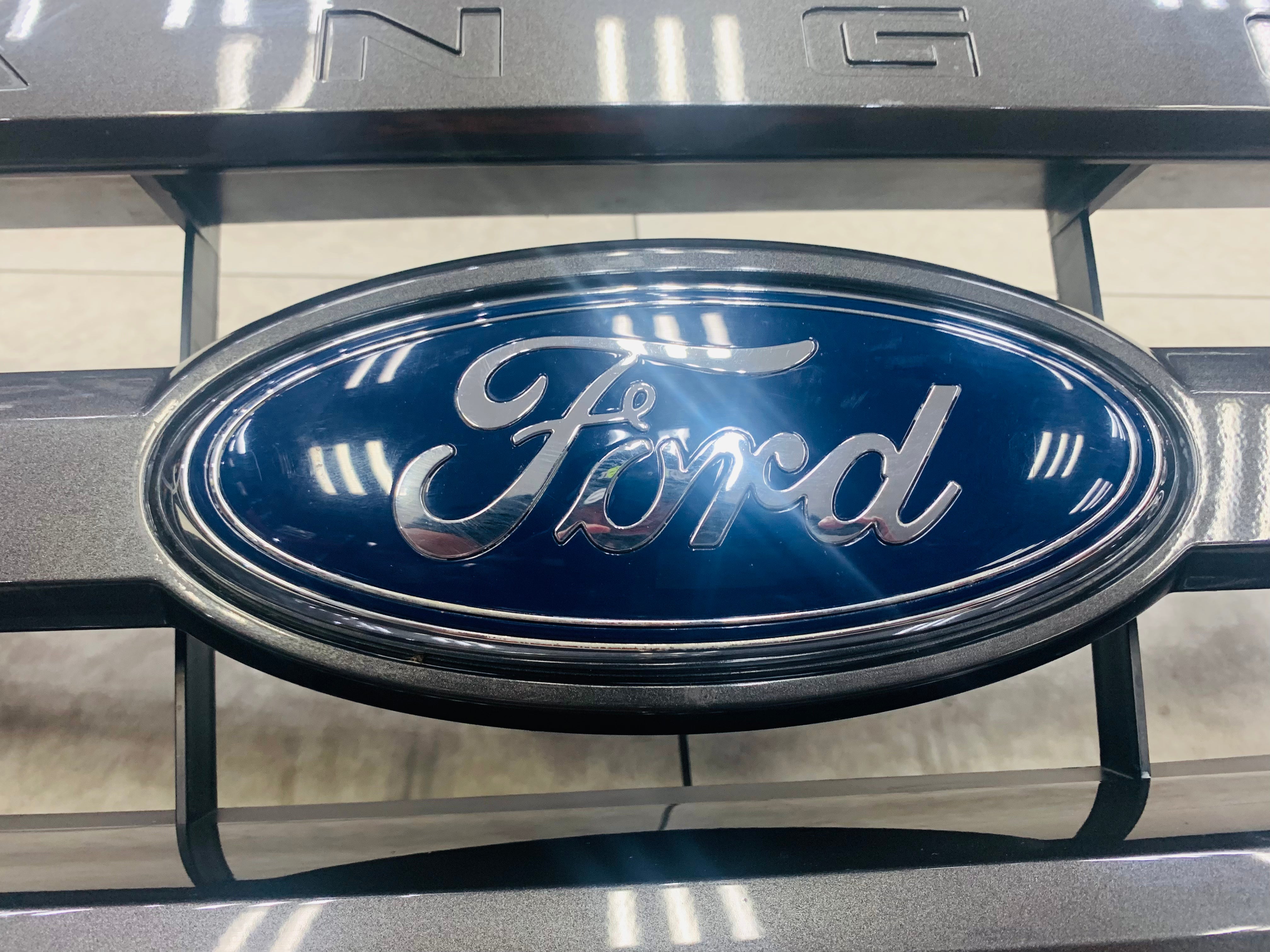 OEM FORD RANGER PREOWNED WILDTRAK GRILL