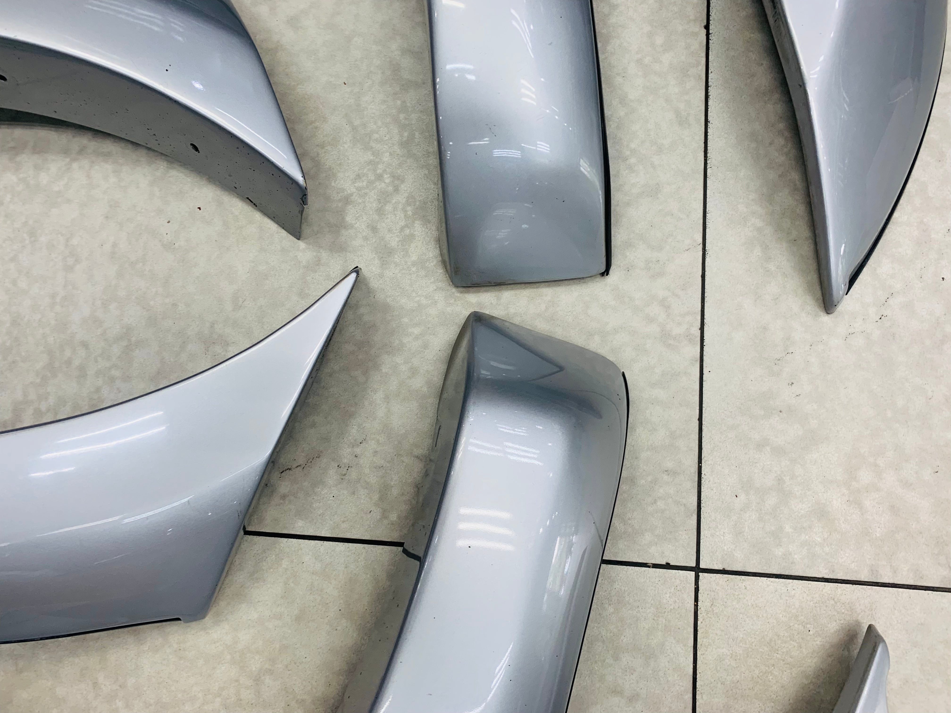 RANGER WIDE WHEEL ARCHES PREOWNED PAINTED SILVER